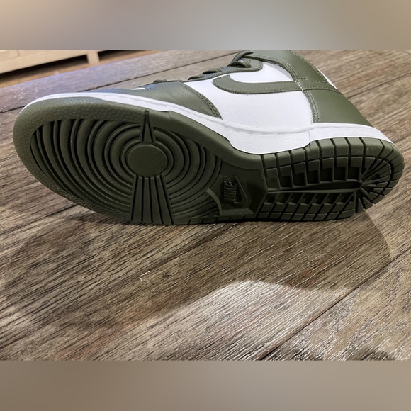 ✨Nike Dunk High Retro Cargo Khaki✨ - Picture 8 of 9
